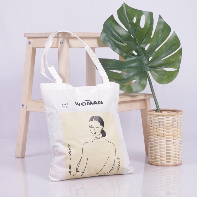 Totebag Woman