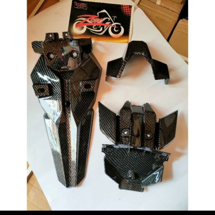 Spakbor Vario 150 belakang Carbon set