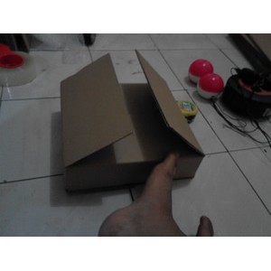 

kardus|Uk.30x30x9 cm/tipe single wall. Tebal 4 mm