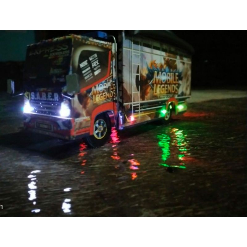 Miniatur Truk Oleng Miniatur truk Giga  jumbo Free fire  Mobile Legend Lampu Terpal Murah Roda Kayu