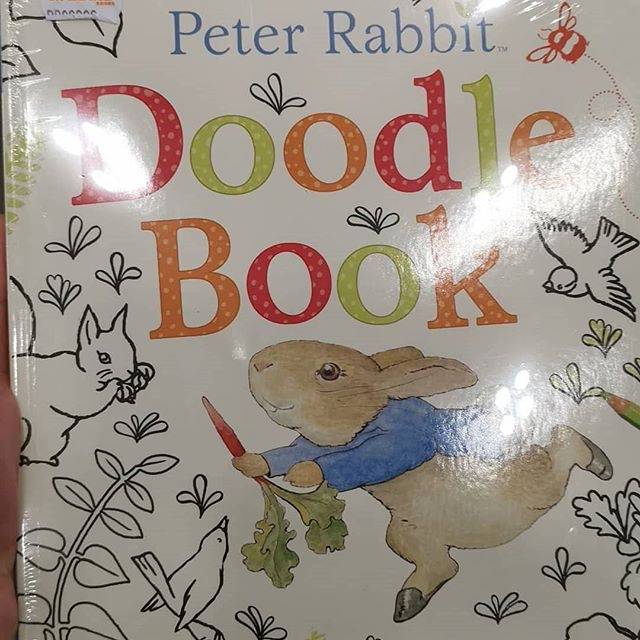 Buku doodle peter rabbit