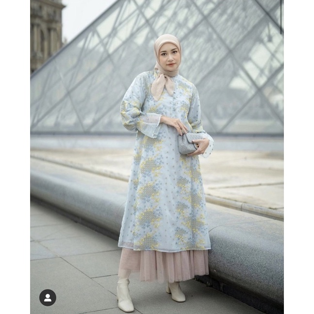 New charlotte tunik heaven lights azure & black