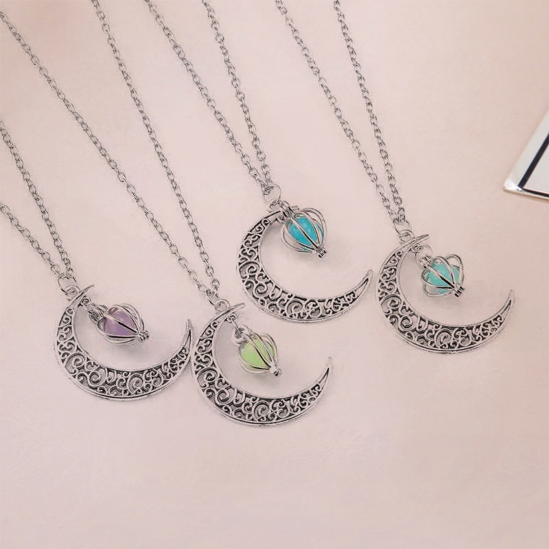 Charm Moon In The Dark Glowing Stone Necklaces Neo-Gothic Luminous Pendant Necklace For Women Jewelry Christmas Gifts