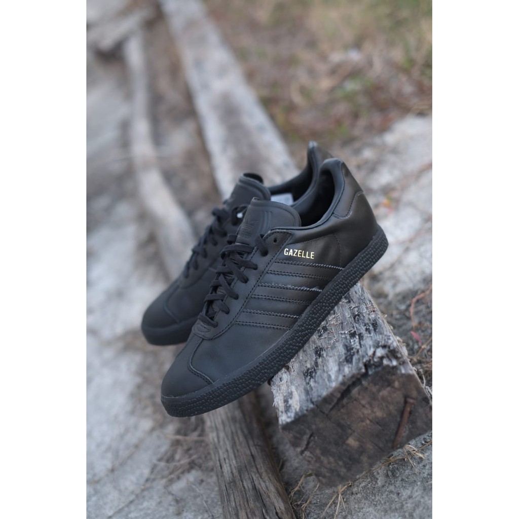 SEPATU ORIGINAL-SEPATU PRIA-SEPATU WANITA-Adidas Gazelle Full black-TERBAIK-TERLARIS