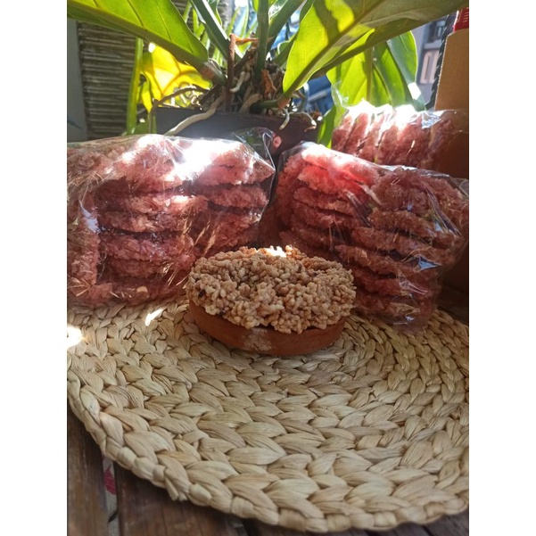 

Rengginangi Mentah Homemade ibu ibu PKK Renyah dan Gurih Siap Goreng 1 kG
