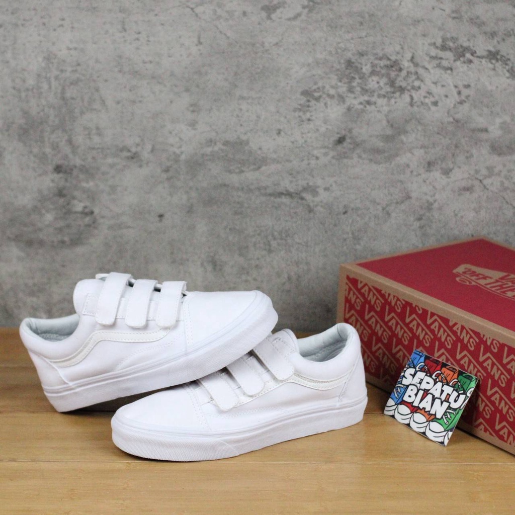 Vans Velcro Strap Sneakers In White For Men Lyst, 52% OFF