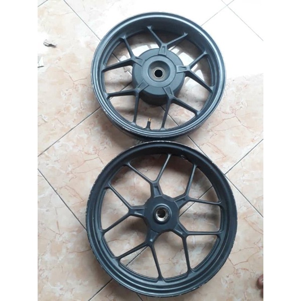 velg pelek pelah racing sepasang honda vario125 vario150 vario 125 150 original