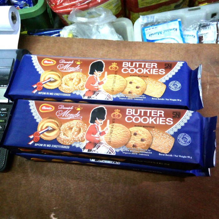 

KERING-KUE- MONDE BUTTER COOKIES MONDE DANISH 90G -KUE-KERING.