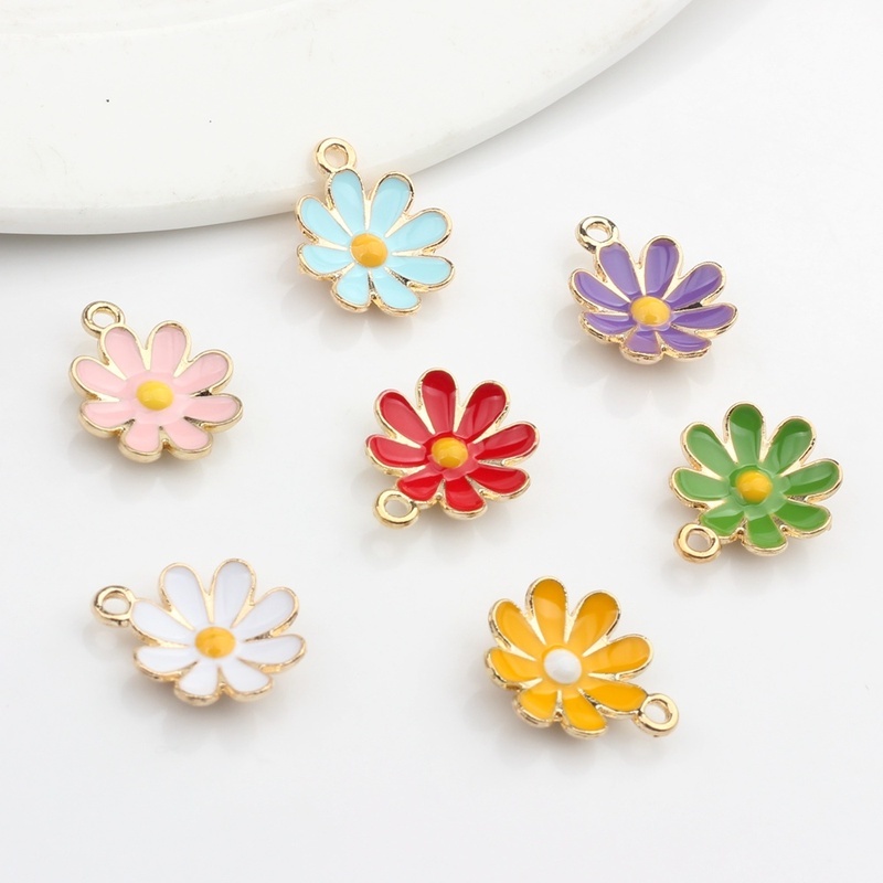 10pcs / Set Liontin Kalung / Gelang / Anting Bentuk Bunga Daisy Buatan Sendiri Untuk Hadiah Teman