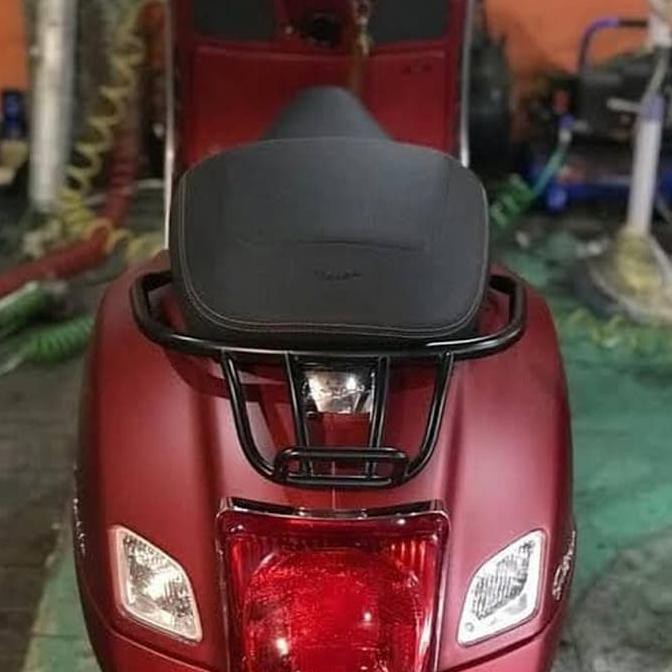 New rear rack aksesoris vespa lx, s125, s150, gts, sprint, primavera.