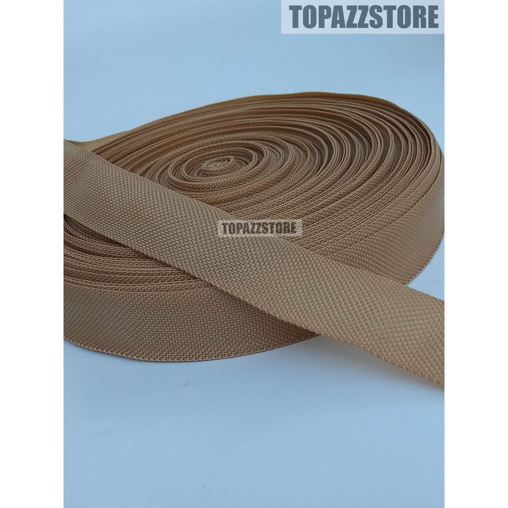 

Tali Webbing Pelipit 2,5 cm 50 Meter Murah Warna Krem Plipit Bisband Tas PL25KR