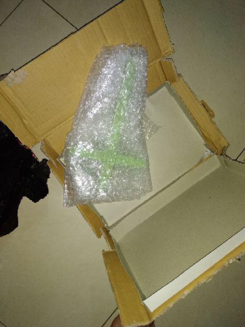 Salib Polos Fosfor, Glow In The Dark 27 Cm