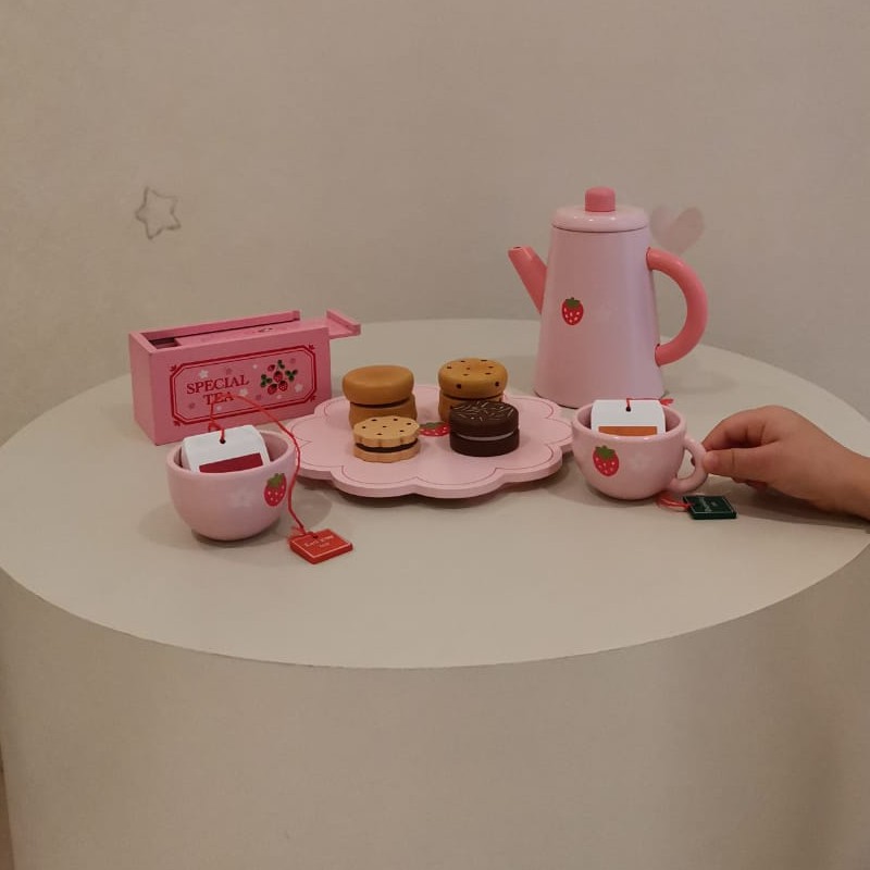 Mother Garden tea set with cookies