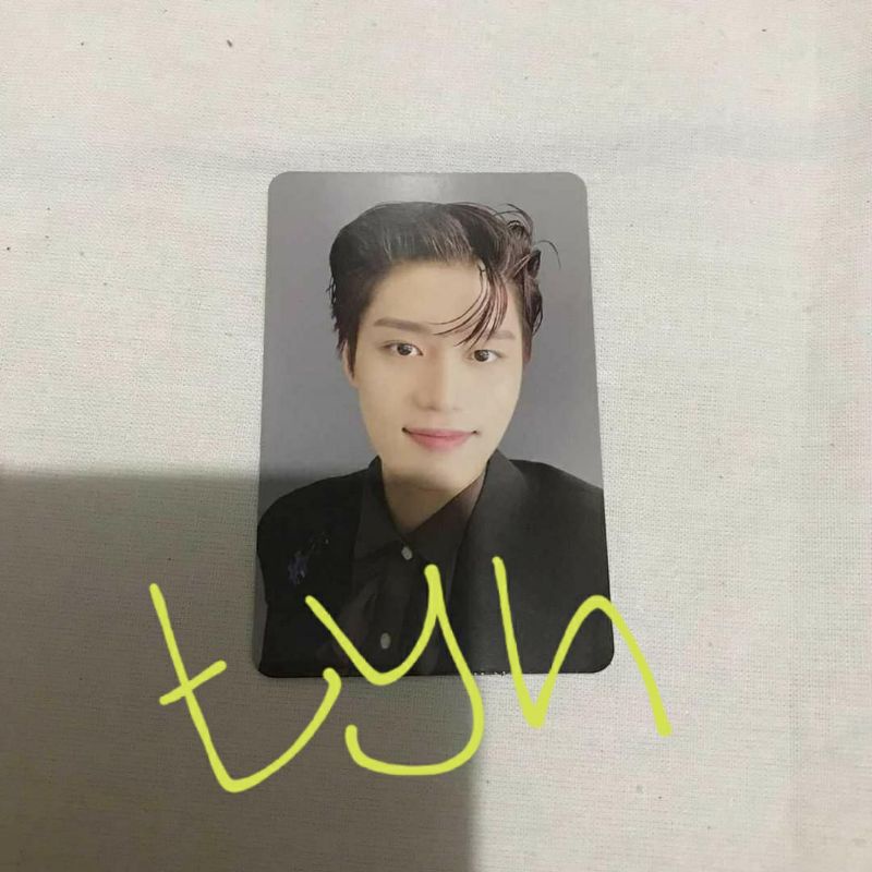 NCT 127 FAVORITE ' CLASSIC VER ' TAEIL JOHNNY JAEHYUN