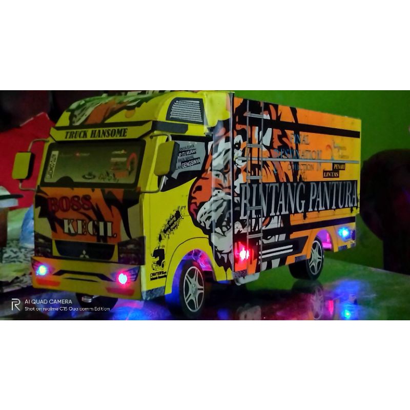 Miniatur Truk Oleng Miniatur Truk Mainan Truk Oleng