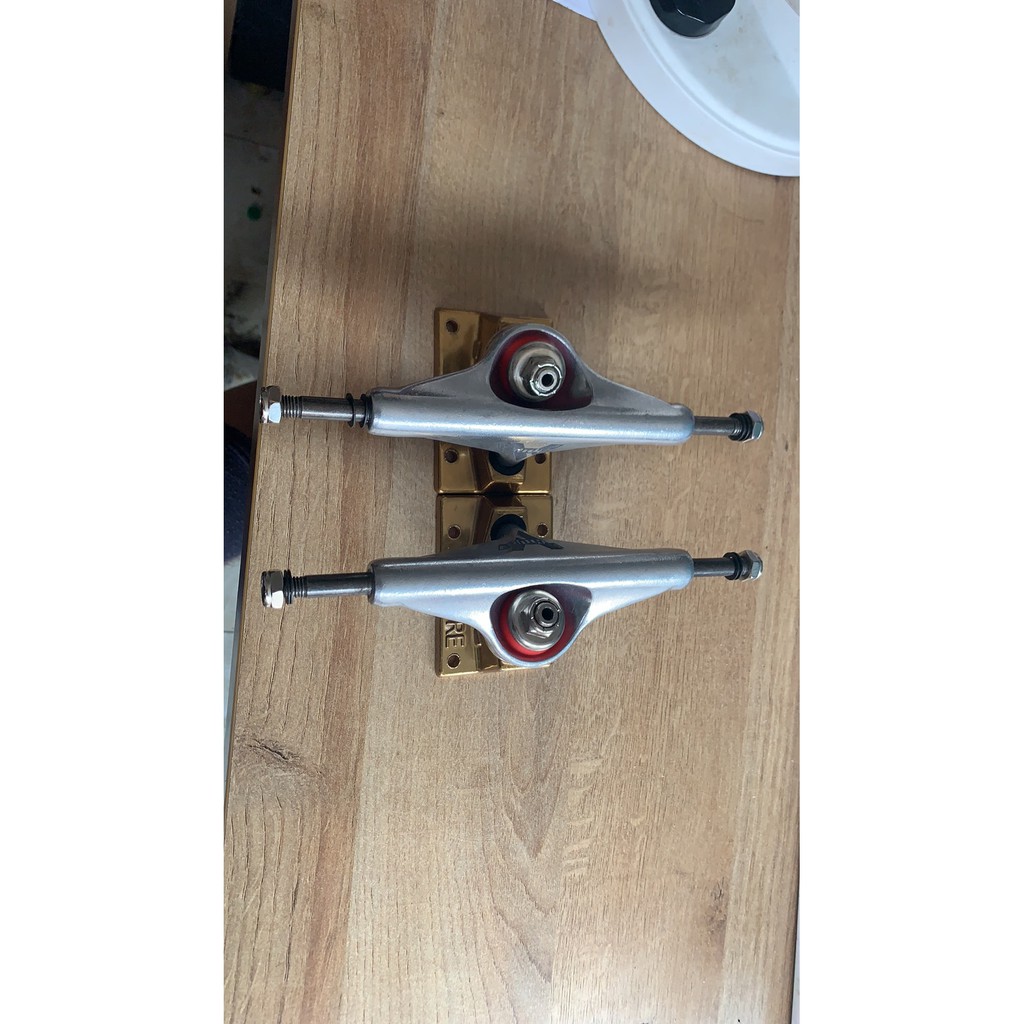 2 Pcs Truk SKATEBOARD HOWLLOW Warna Silver / GOLD Ukuran 139MM / 5.25INCH