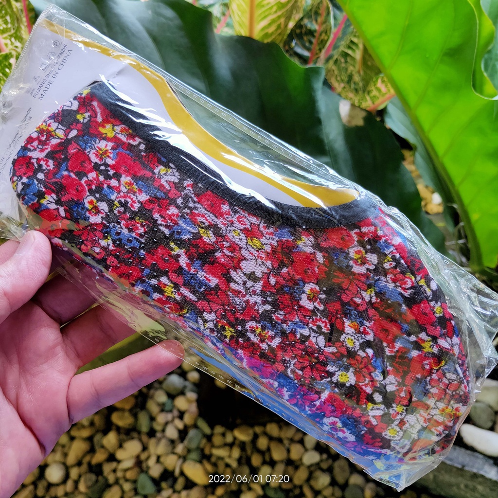 Kaos Kaki Tawaf Wanita