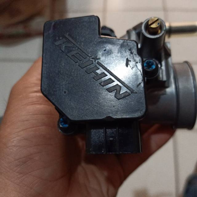 Throttle body set CB150R old