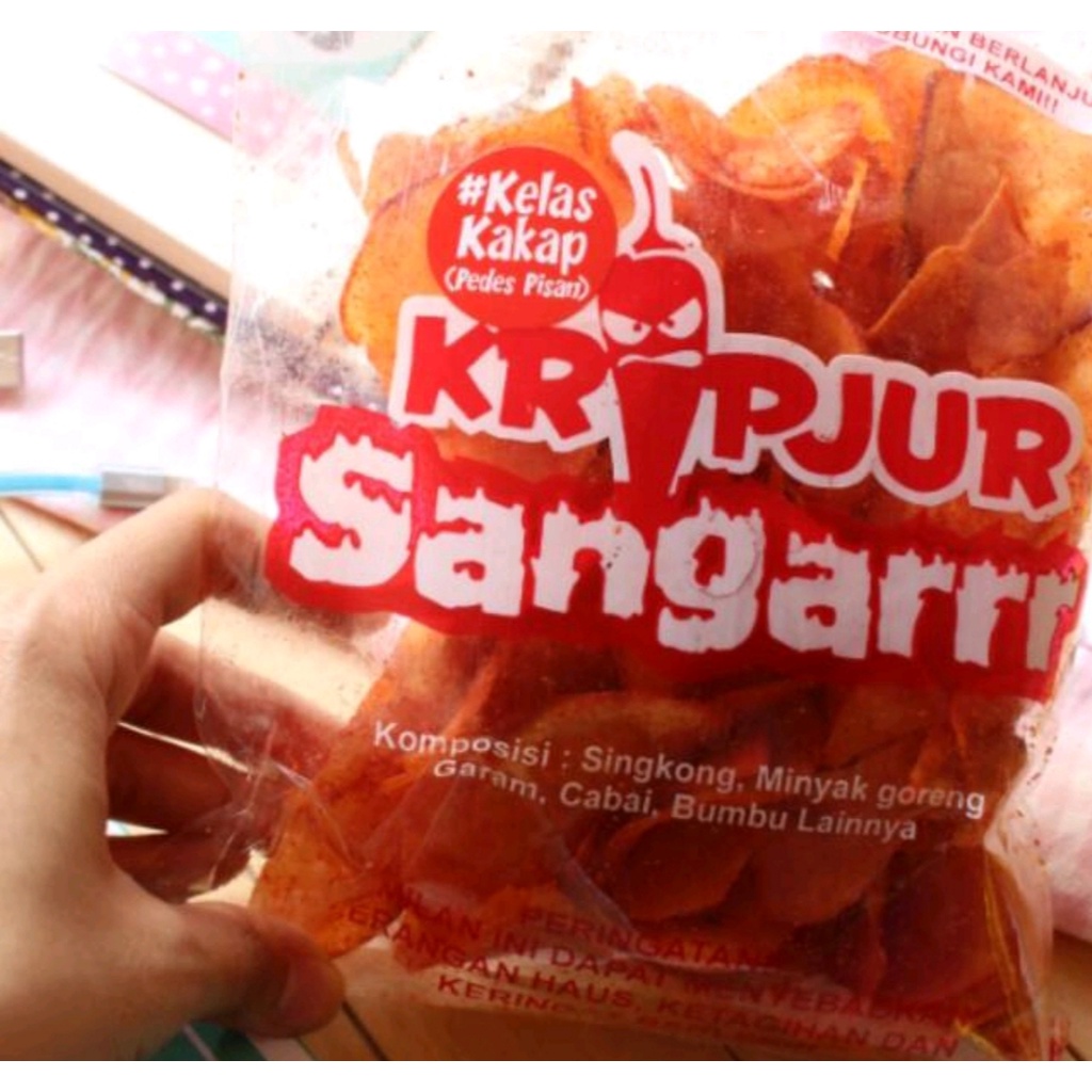 

Kripjur Sangarrr / Keripik Singkong Pedas