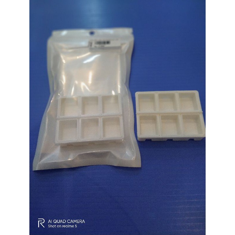 

V Tec Empty Box Watercolor Palet