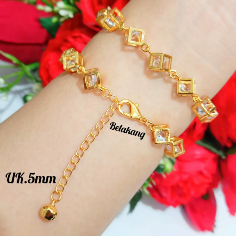 Gelang Tangan Rubik unik Fashionable elegan Perhiasan Anti Karat Termurah Berkualitas