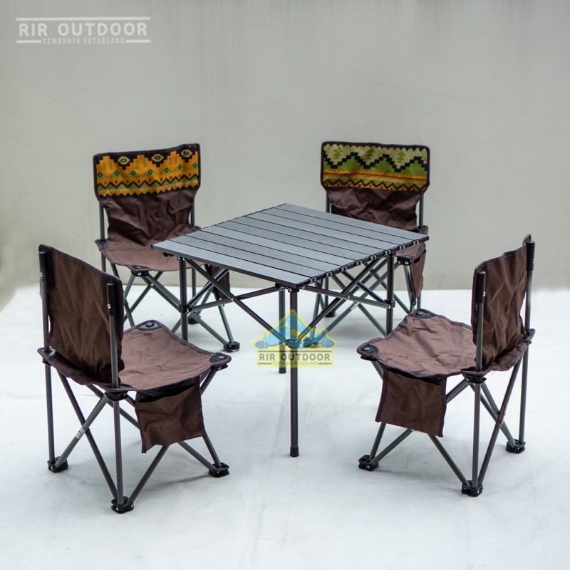 DISKON SATU SET MEJA DAN KURSI OUTDOOR