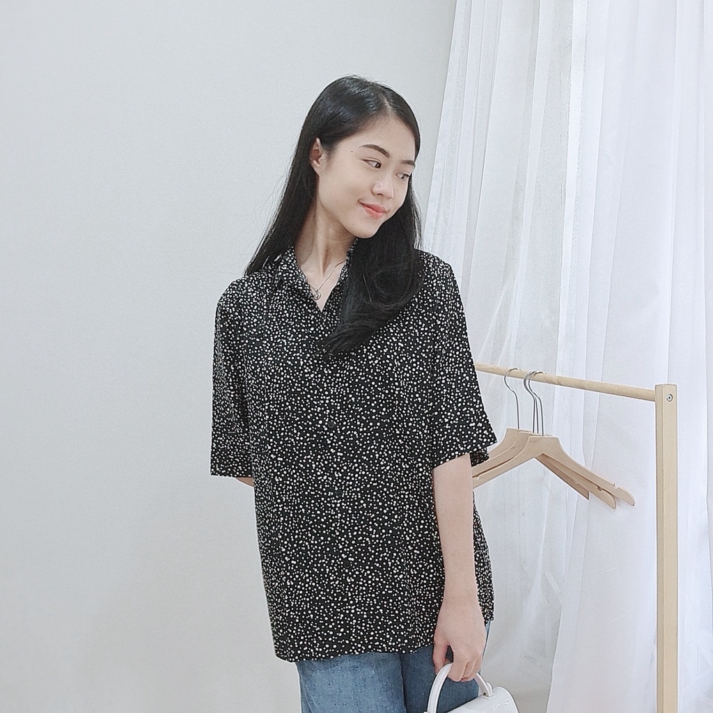 2254  - UNPEU Patterned Oversize Blouse | Blouse Wanita-BLACK DOT (RAYON)