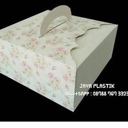 

Instan DUS KUE CANTIK / GIFT BOX ELEGAN / BOX KUE 22X22X10CM 42210 ISI 5bh