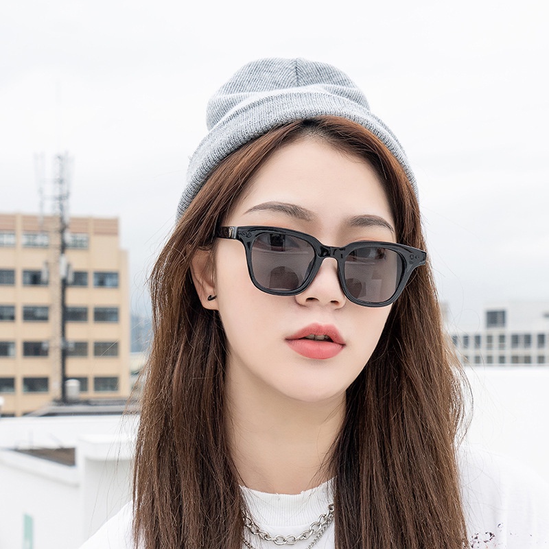 【Bayar di tempat】Korean Fashion Small Candy Color Kacamata Hitam Wanita/Pria Sunglasses