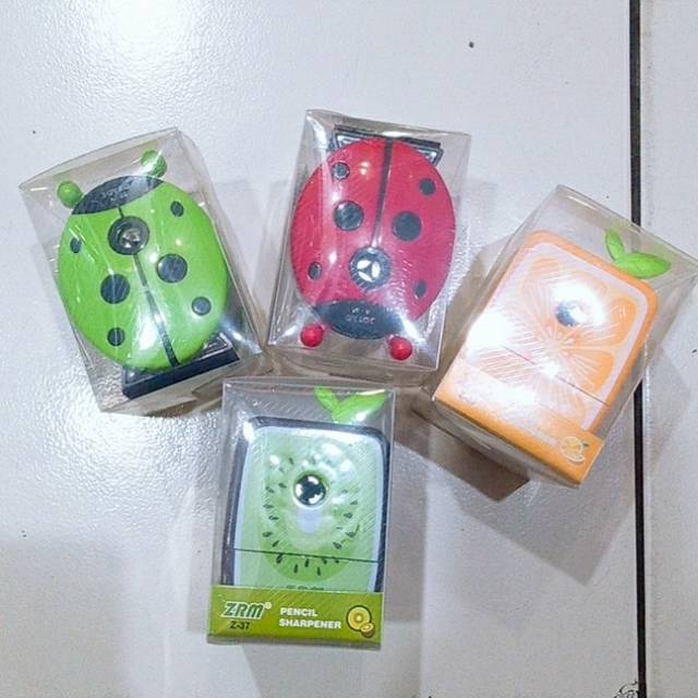 

Serutan pensil putar / Rautan putar