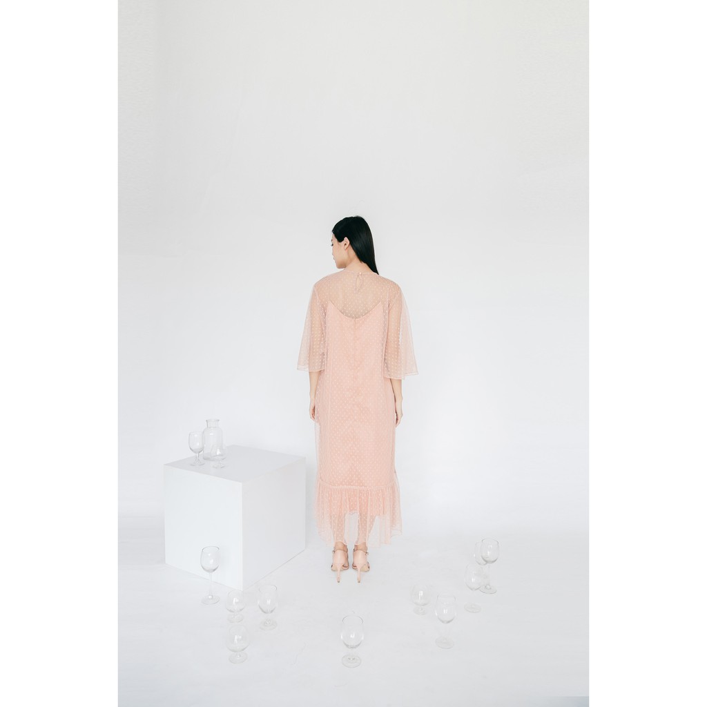Aura Label - Kiara Nude Dress - Dress tulle dot wanita warna Nude Elegan