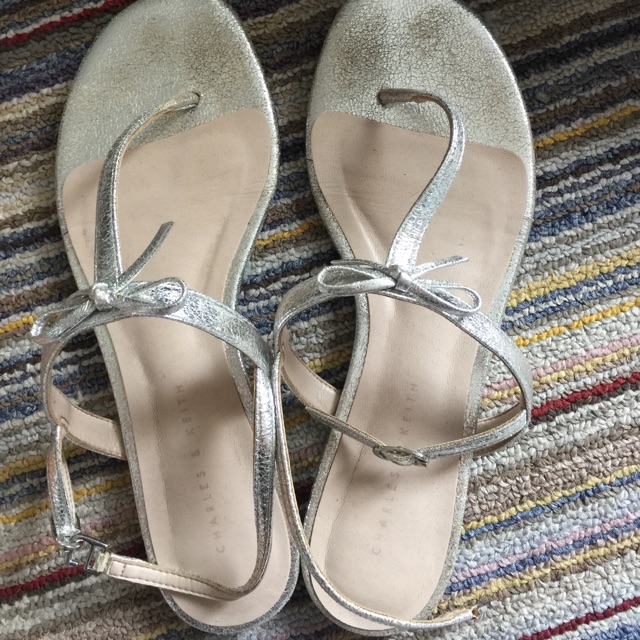 Preloved sandal charles n keith original size 37