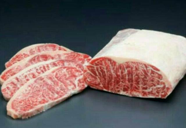 Daging sapi wagyu premium isi 5 per 1 kg nya