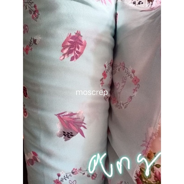 kain moscrep motif bunga warna dasar biru soft