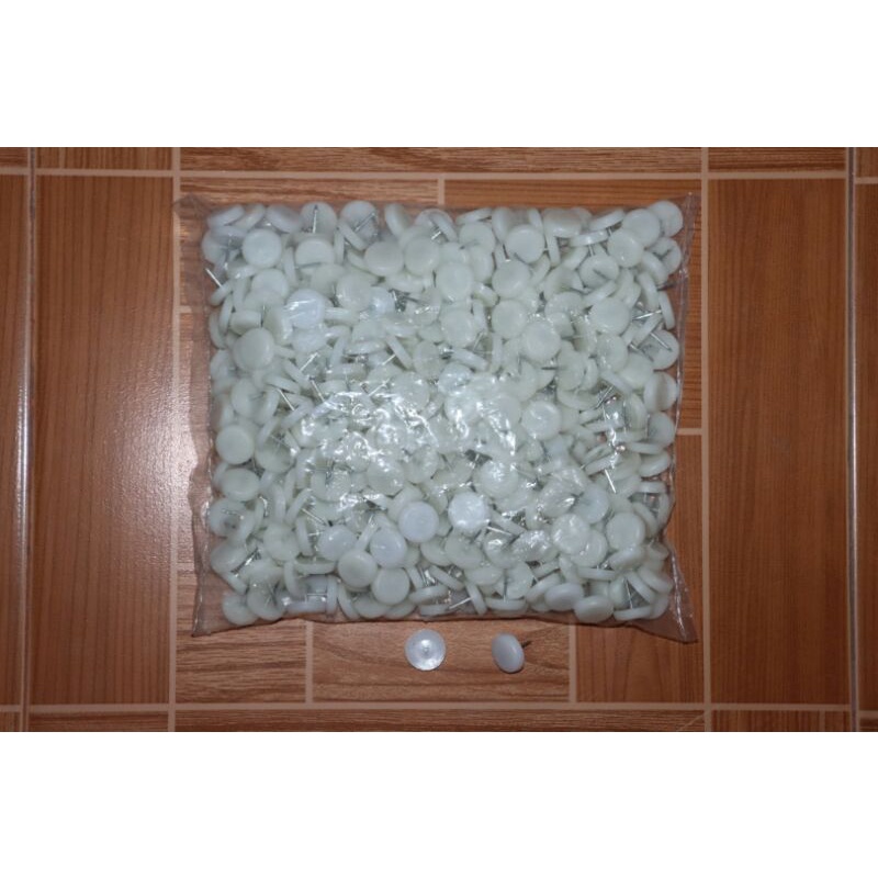 Paku Tapak Glindit Plastik Alas Kaki Meja Lemari Furniture Putih