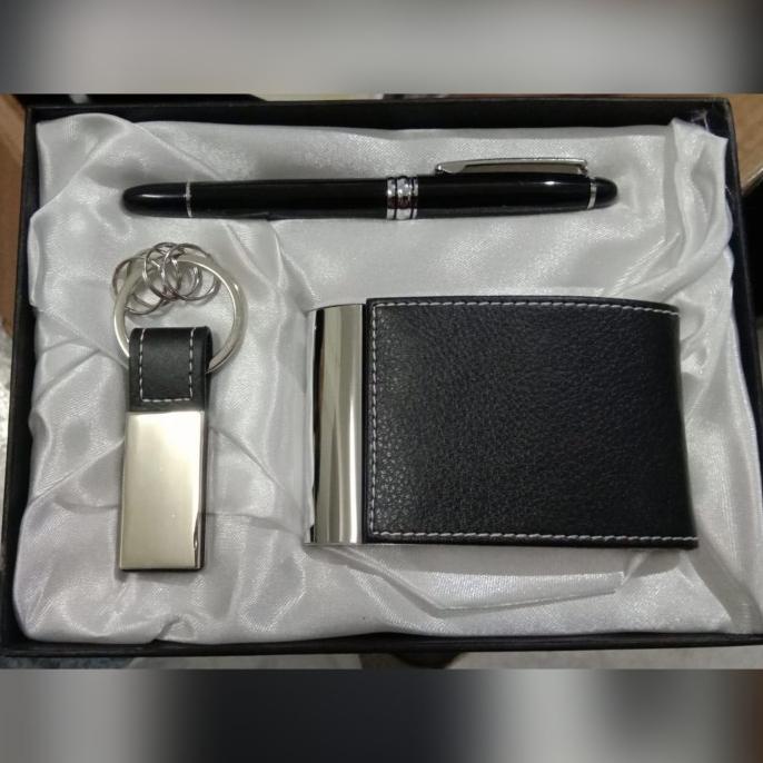 

Office & Stationery | Document Organizer | Premium Gift Set 3 In 1 (Gantungankunci Kotak , Pen & Name Card Case ) | Best Seller