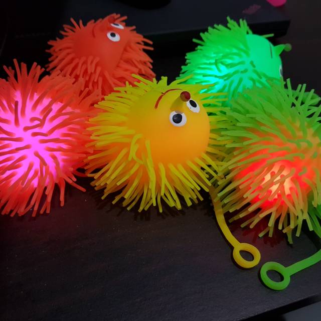 Bola smile bisa nyala