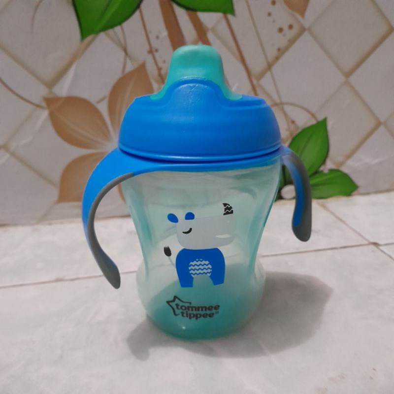Preloved Tommee Tippee Sippy Cup / Training Cup