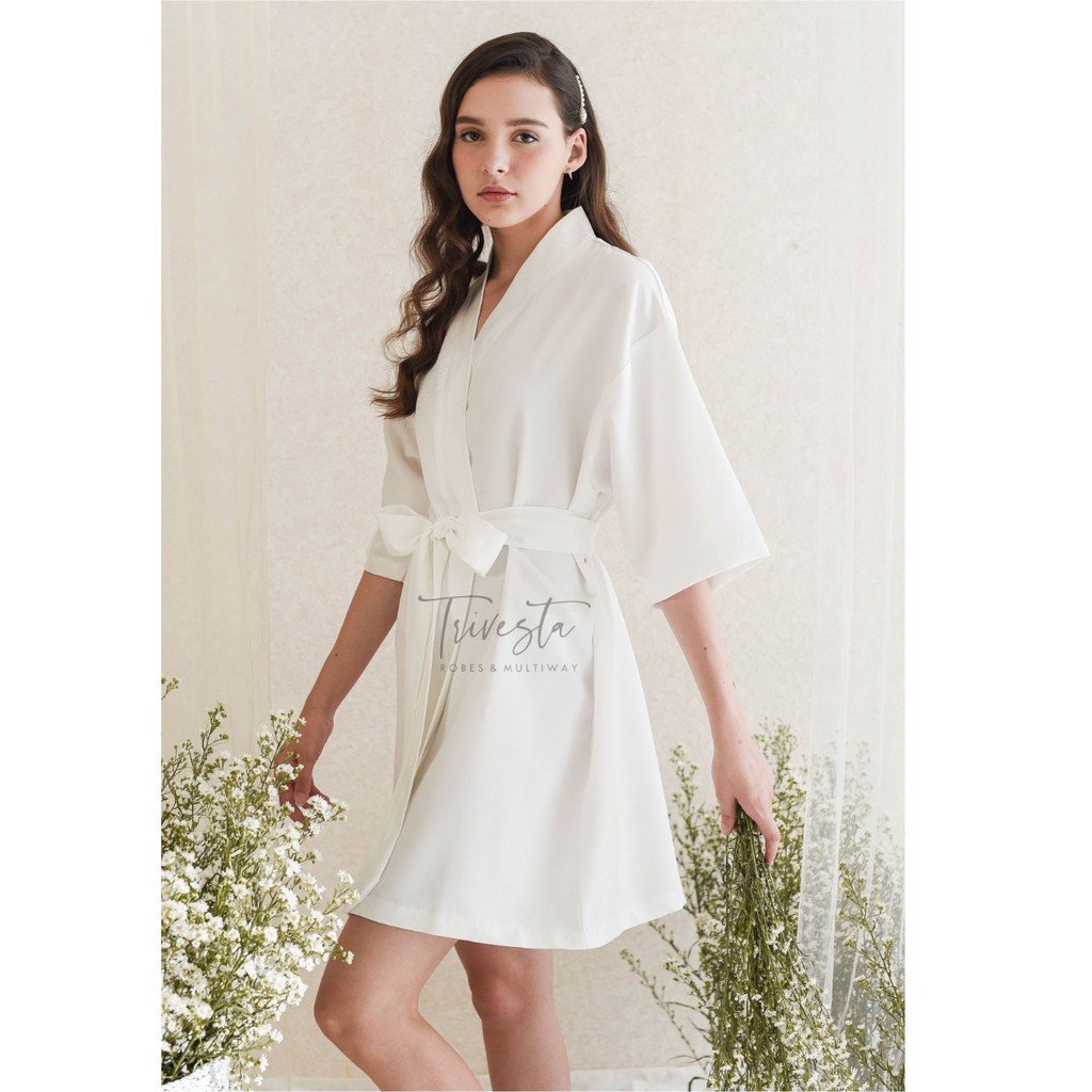 Trivesta Robes - Basic Robe Broken White / Embossed - Kimono Robe Bridesmaid Satin + Free Bordir (Tulisan Bebas Bisa Nama)