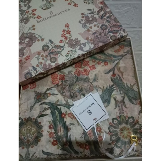 Buttonscarves Topkapi ivory