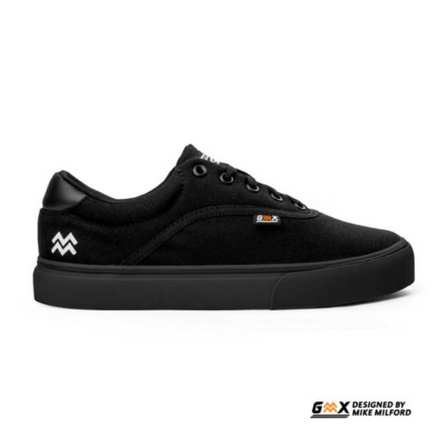 Sepatu Geoff Max X Mike Milford - Nolan All Black