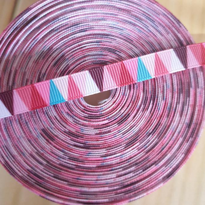 

Pita Grosgrain 3/8" (1Cm) 20 Yard Zigzag Segitiga Warna - No.4
