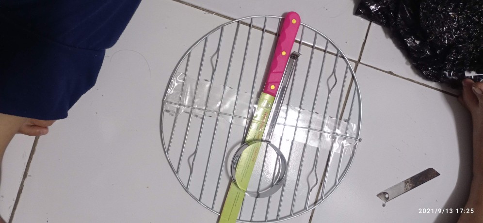 Pisau Roti Bolu Kue Tart Cake 2 Sisi / Piso Roti Stenliss