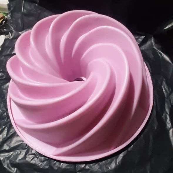 Loyang Cetakan Silikon Kue Puding Twister Besar Loyang Marmer Cake