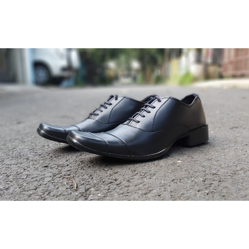 SEPATU PANTOFEL KULIT KEREN KERJA KANTOR LAKI PRIA COWOK DINAS RESMI FORMAL PESTA KICKERS KULIT ASLI