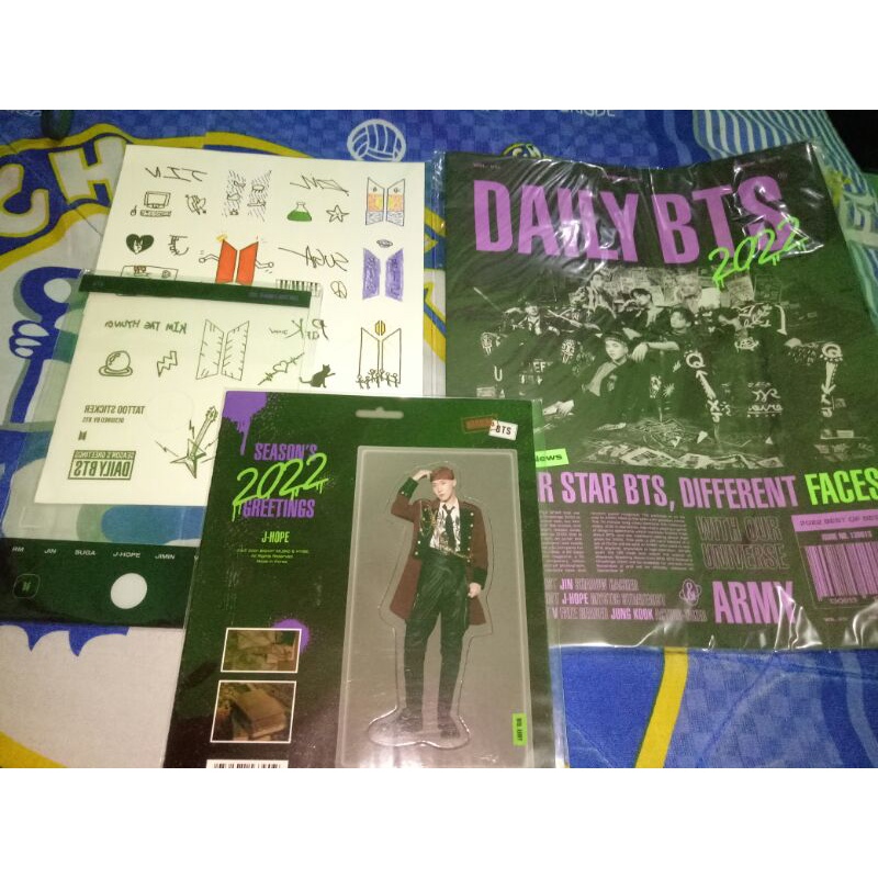 (WTS / WTT RM) BTS J-HOPE 2022 SEASON'S GREETINGS PAPER MAGNET, TABLOID, TATTOO STICKER OFFICIAL HOS