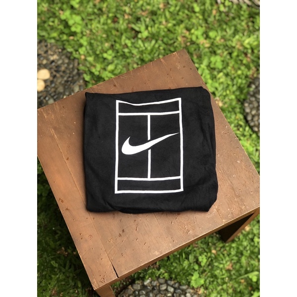 Nike Vintage Tennis Court