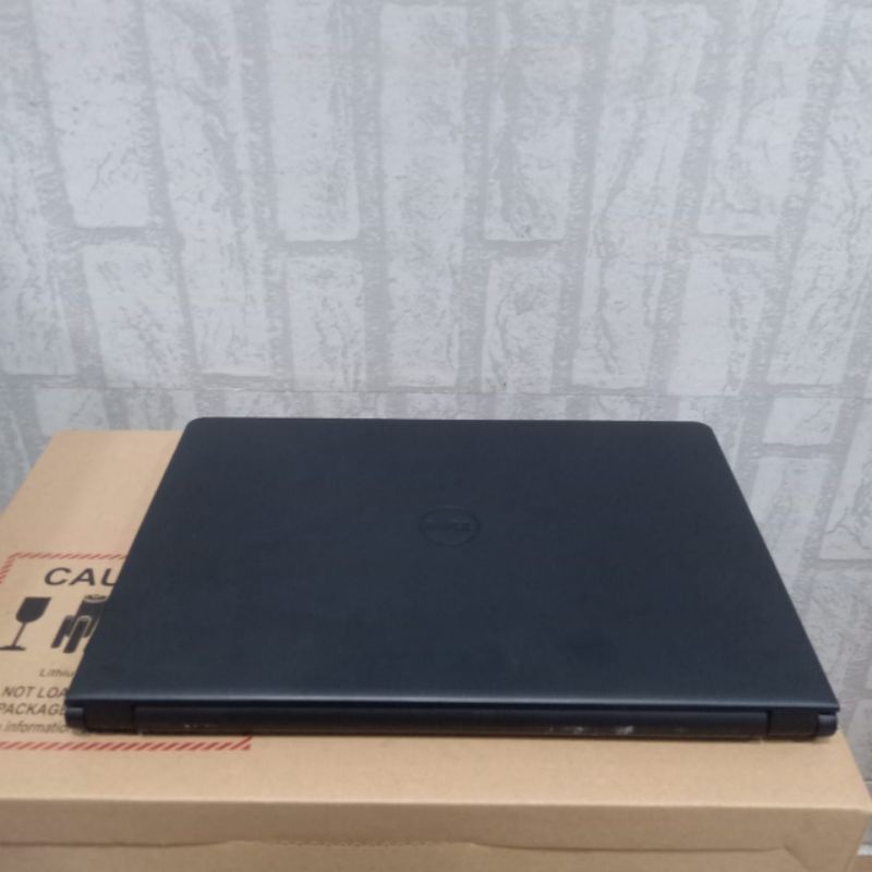 Laptop Dell inspiron 14 Celeron-N3205 Ram 4GB HDD 500GB Layar 14 inc Windows 10 mulus seri baru