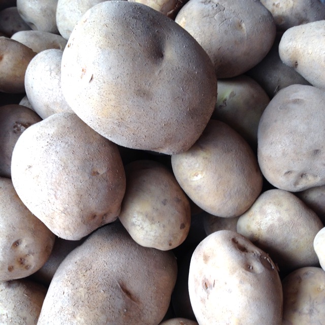 

Kentang/Potato Ukuran Sedang Per-150 gr