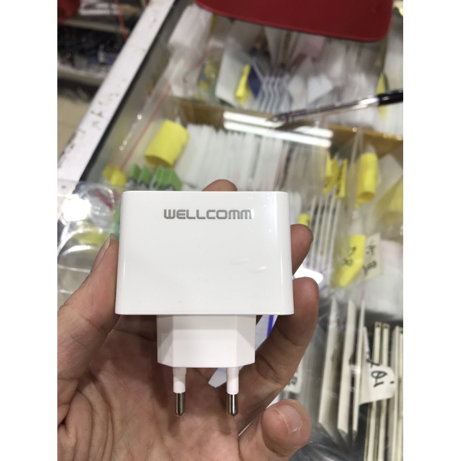 Travel charger wellcomm smart charging 4.2A usb port 4 output